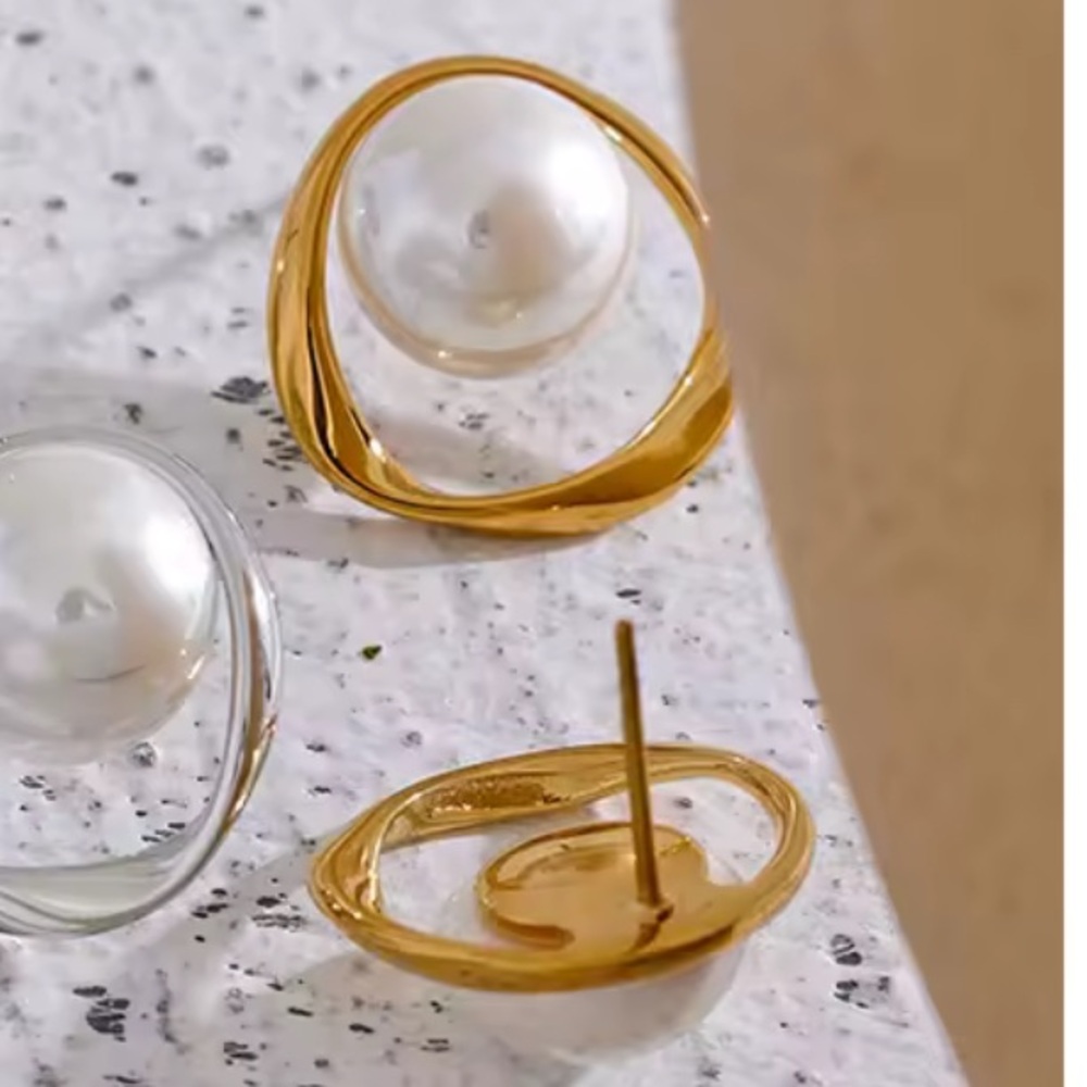Stainless Steel Gold Tone and Pearl Earrings (A7) - Picture 6 of 8